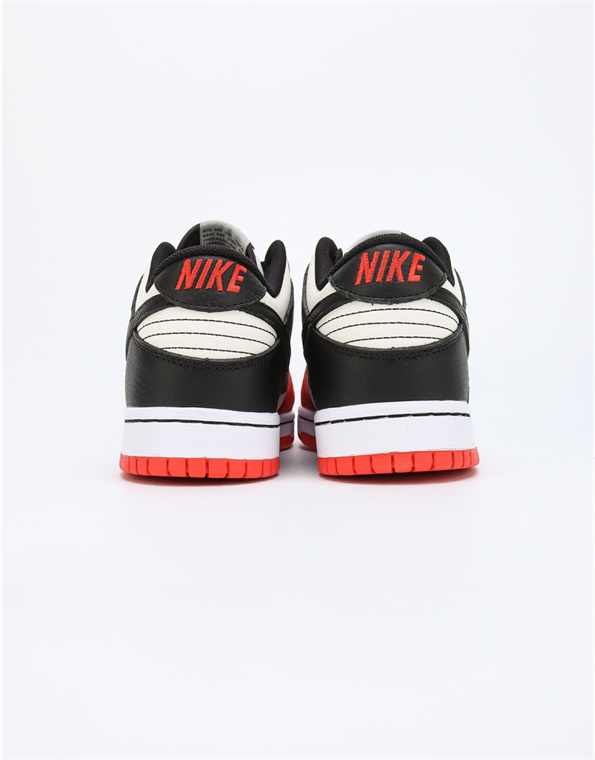 Nike sneakers4