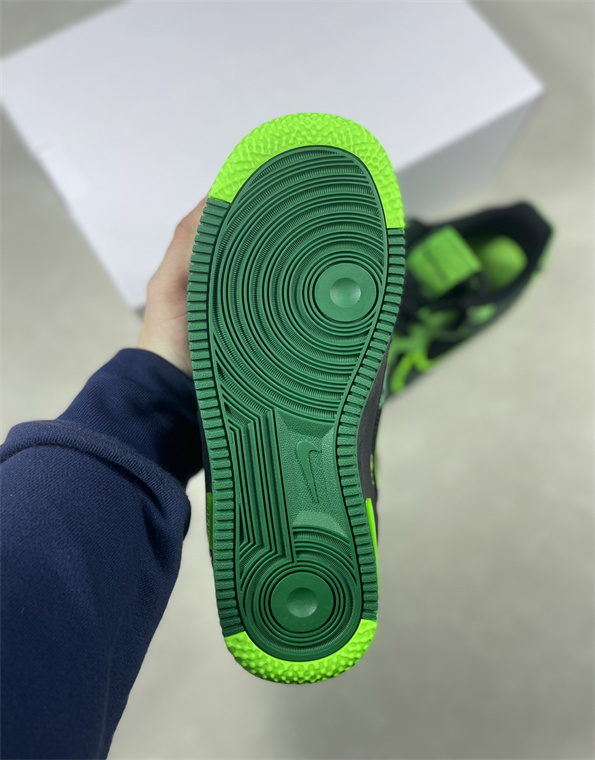 Nike AIR FORCE 1 REACT GREEN 4