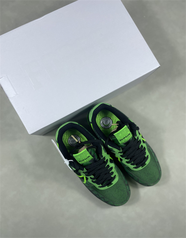 Nike AIR FORCE 1 REACT GREEN2