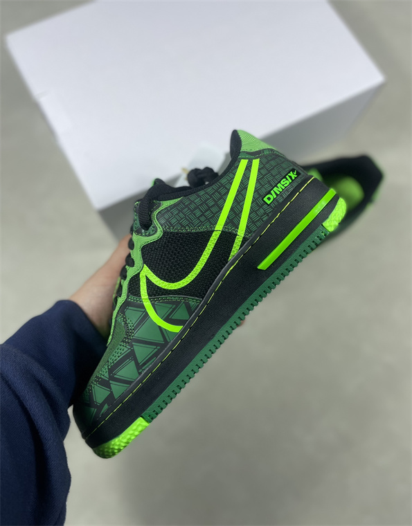 Nike AIR FORCE 1 REACT GREEN3
